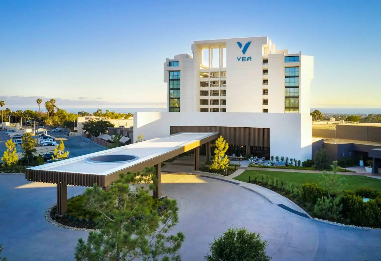 VEA Newport Beach